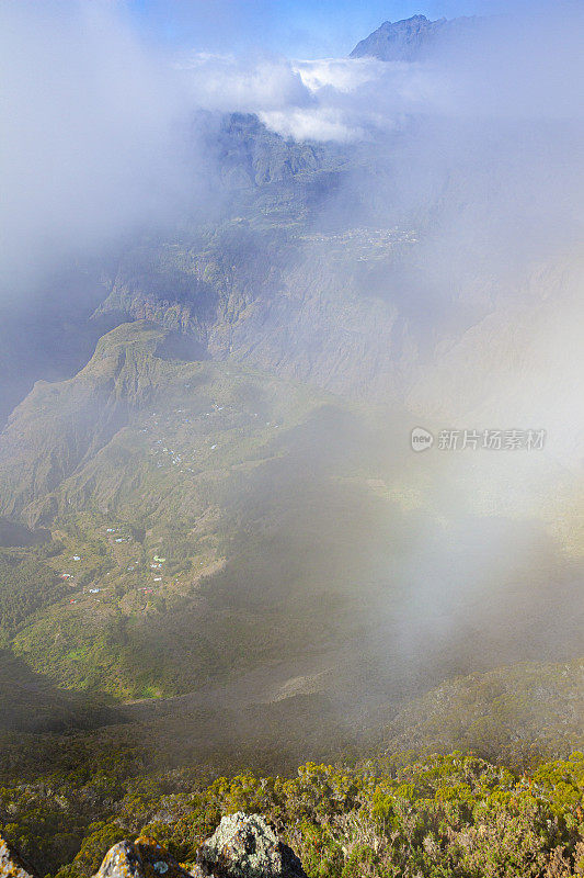 le Maido，马菲特马戏团(Cirque de Mafate from Grande Bénare)，留尼汪岛火山的库迪日。